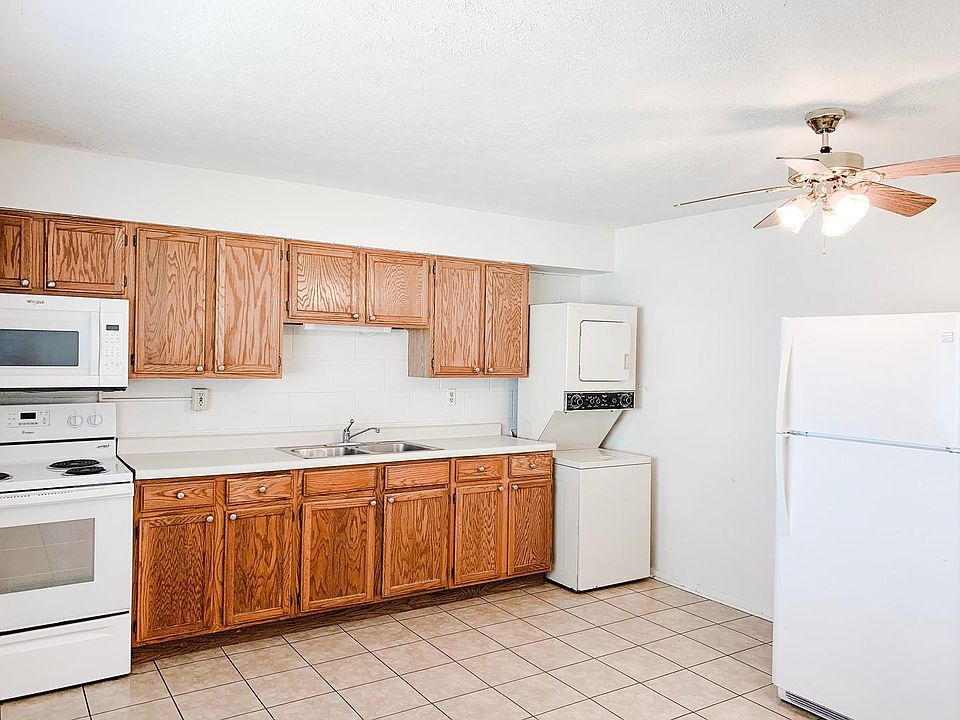 2nd image of 152 E Stadium Ave APT 6