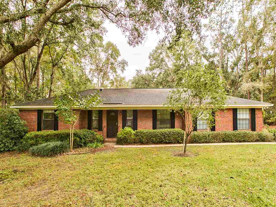 1st image of 3436 Clifden Dr