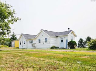 4606 Highway 2, Upper Economy, NS B0M 1J0