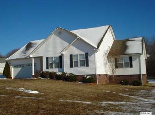 111 Strawberry Ct, Lincolnton, NC 28092