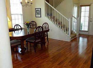 600 Mulberry Cres, Chesapeake, VA 23320