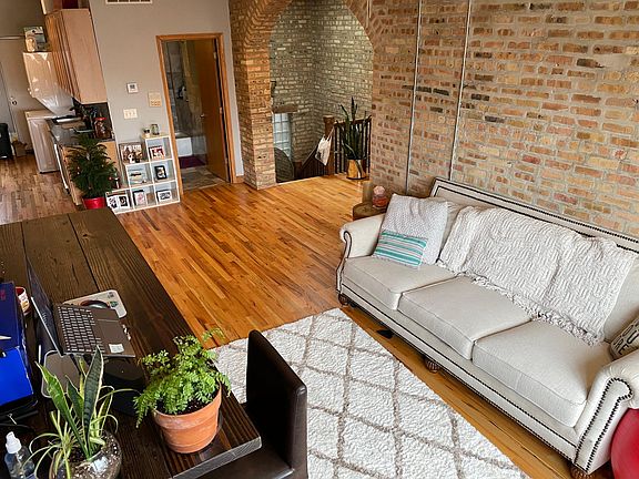 4th image of 2735 W Le Moyne St APT 3