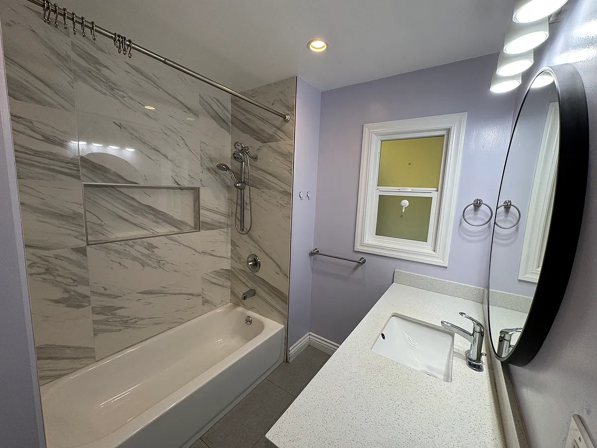 Building Photo - 37465 Briarwood Dr