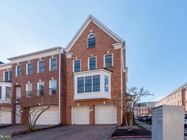 1308 McLean Crest Ct, Mc Lean, VA 22101