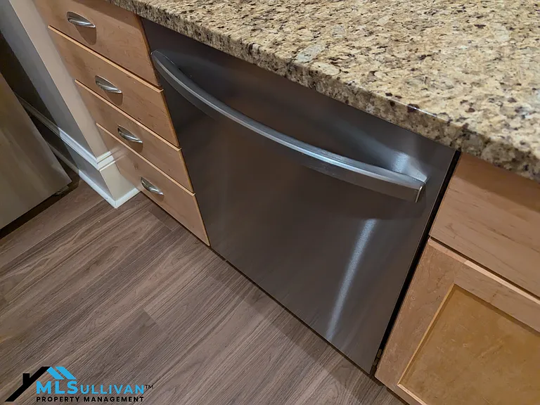 501 Finsbury St #204-1 — Photo 6