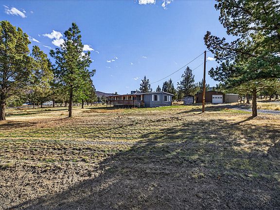 2nd image of 1384 SE Akins Dr