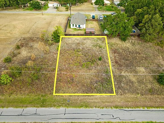 2nd image of 1045 Midway Rd