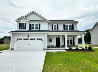 835 Mulligan Dr, Ayden, NC 28513