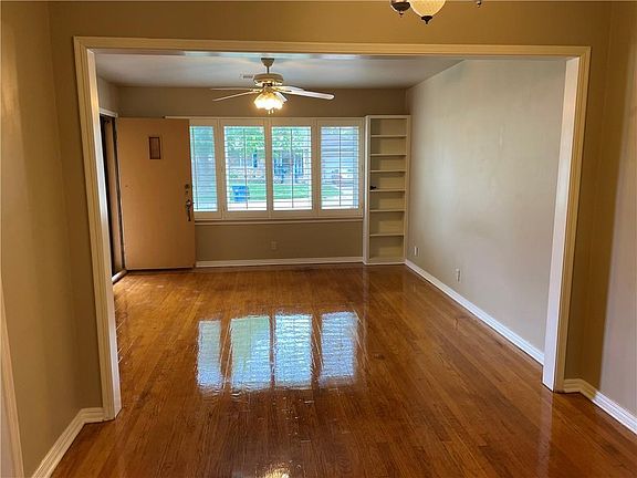 4th image of 2213 Churchill Pl