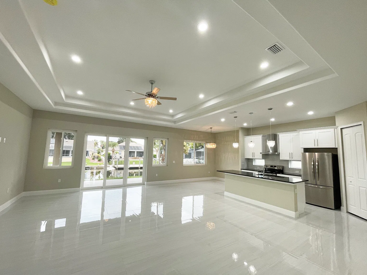 3 bed, 2000 sqft, $3,500 — Photo 1