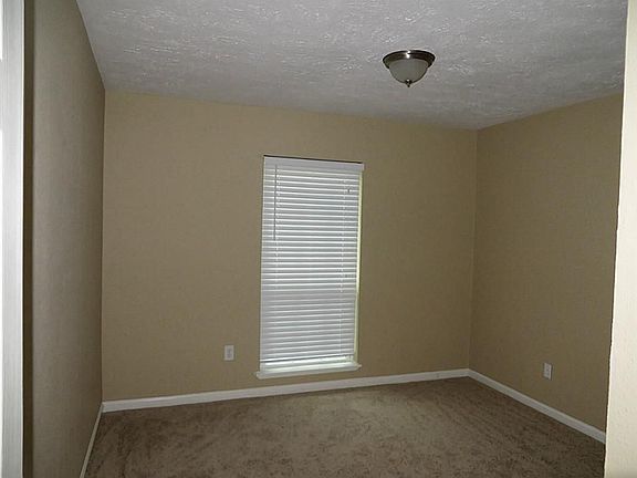 5th image of 6802 Glenstein Dr