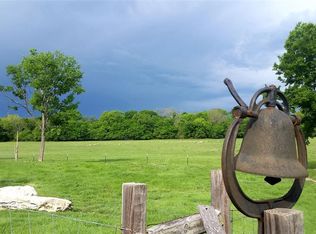 181 Coyote Ln, Van Alstyne, TX 75495