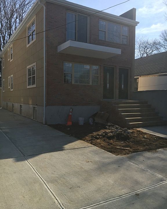 1st image of 160-18 121 Ave