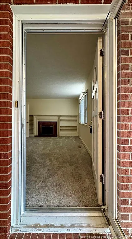 4 bed, 3.0 bath, 2597 sqft, $1,700 — Photo 3