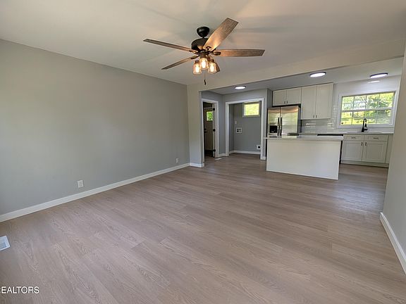 4th image of 3410 Boright Dr