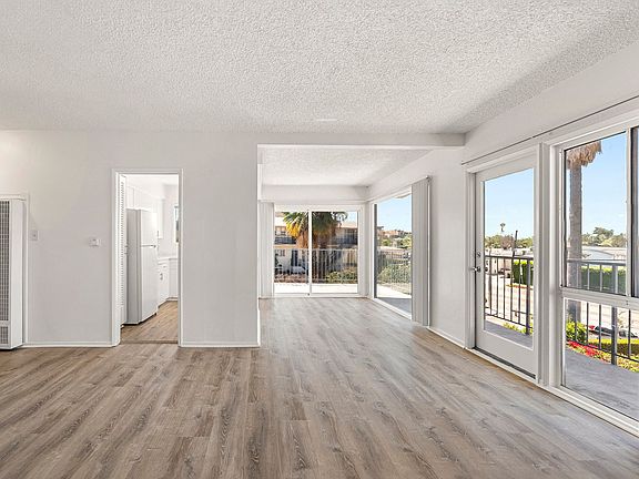 2nd image of 811 Cory Dr APT 6