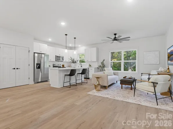 1491 Cedar Grove Rd, Clover, SC 29710