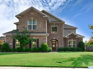 4855 Cove Valley Dr SE, Owens Cross Roads, AL 35763