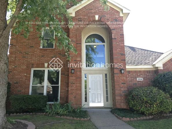 1204 Taylor Ln