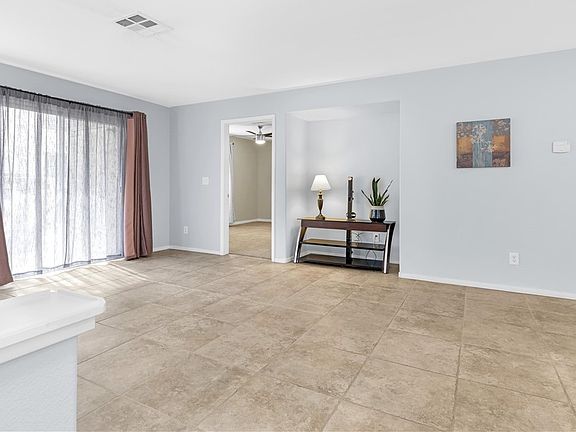 5th image of 3125 N Buffalo Dr Unit 1067