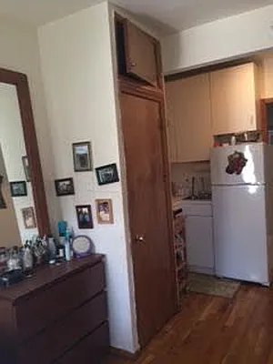 Rented by Chartwell Manhattan Realty | media 3