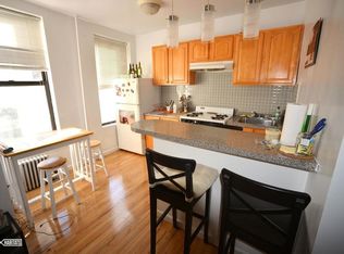 3141 44th St #2, Astoria, NY 11103
