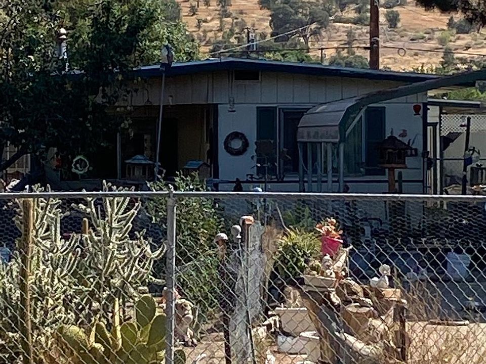 2nd image of 2124 Young Ave