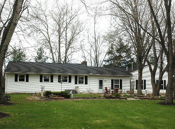 4th image of 665 Timothy Dr
