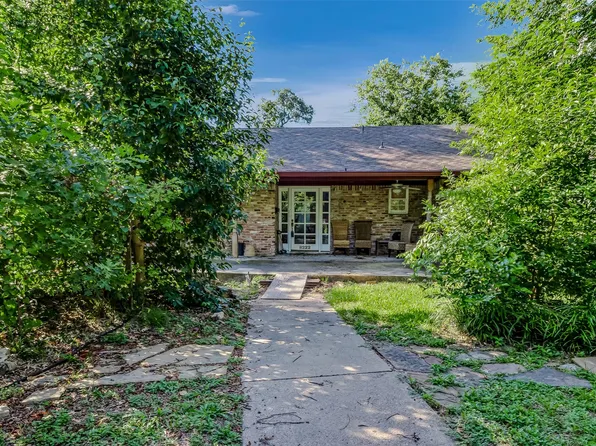 8222 San Leandro Dr, Dallas, TX 75218