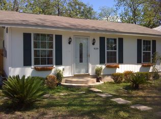 929 Recio St, San Antonio, TX 78225