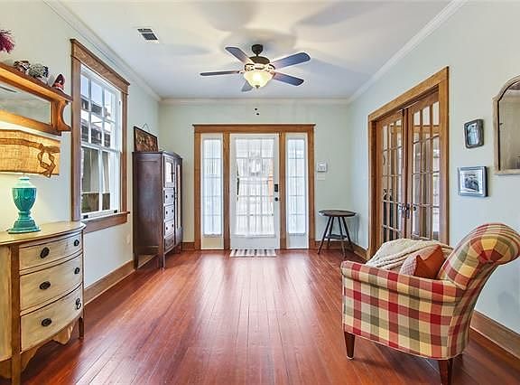 5th image of 1829 Cambronne St