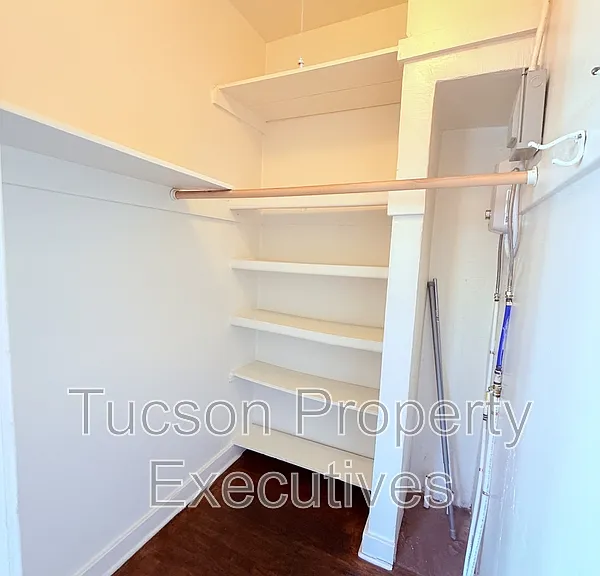 724 E Drachman St — Photo 13