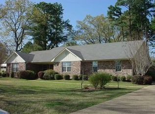127 Wesley Ln, White Hall, AR 71602
