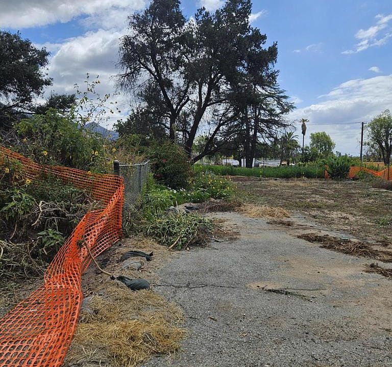2nd image of 50 W Loma Alta Dr