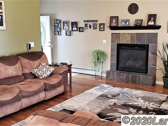 3rd image of 1772 Westview Dr