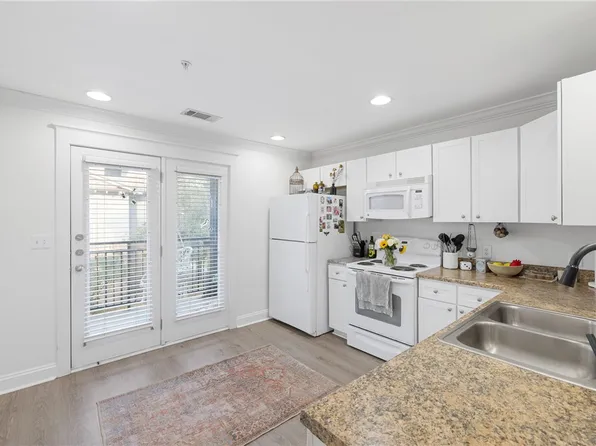 1725 Harvey Mitchell Pkwy S APT 1622, College Station, TX 77840