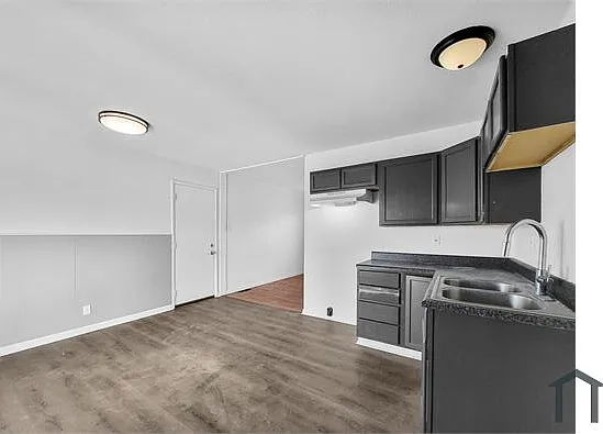 60 W Adams Dr — Photo 6