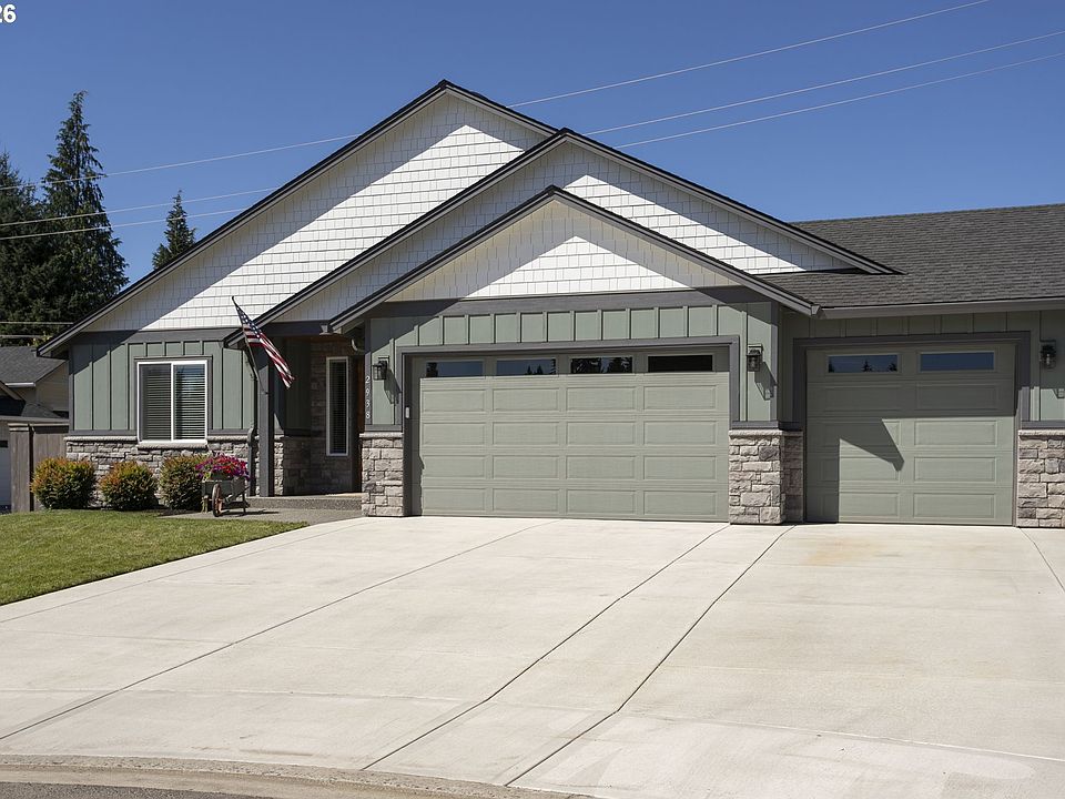 1st image of 2938 NE 3rd Cir