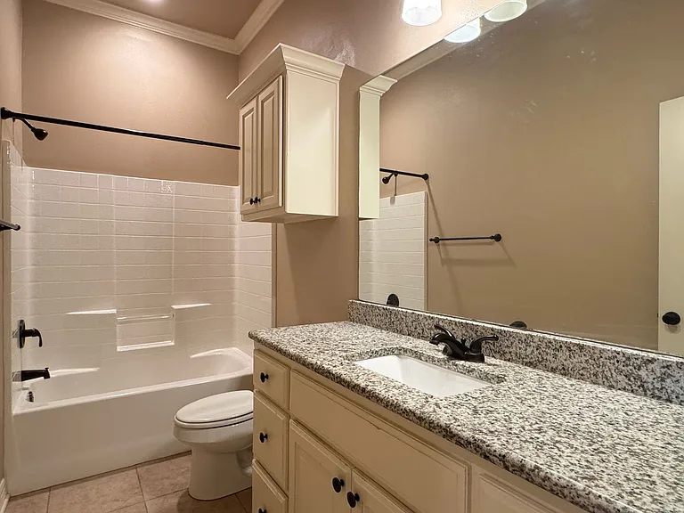 3988 Old Omen Rd — Photo 9