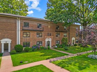 20 Manchester Road #2L, Eastchester, NY 10709