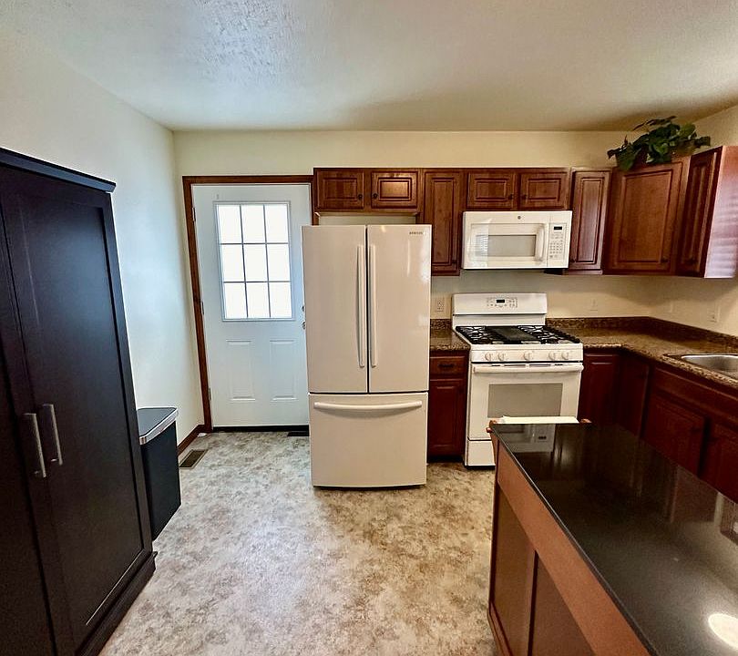 1101 Dandy St, Cadillac, MI 49601 Zillow