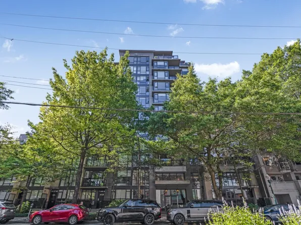 1650 W 7th Ave #205, Vancouver, BC V6J 5N1