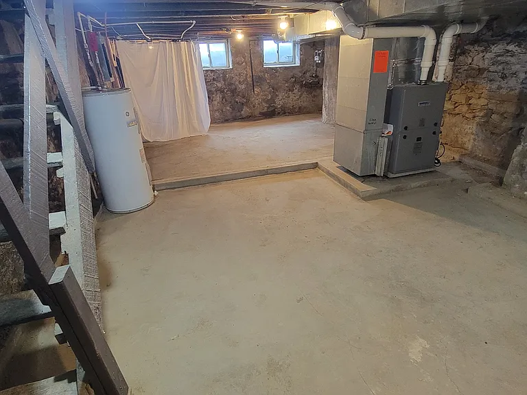 3003 Shadeland Ave — Photo 14