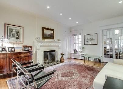 5th image of 5801 S Blackstone Ave