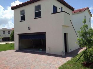 17057 SW 94th Way, Miami, FL 33196