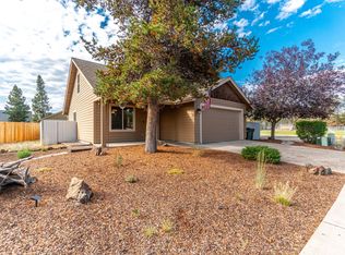 51393 Apache Tears Ct, La Pine, OR 97739