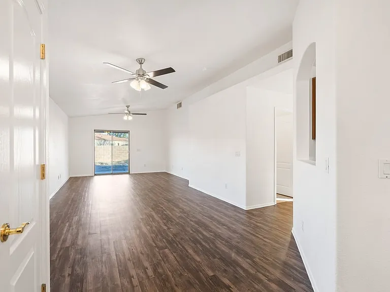 6322 W Desert Laurel Ln — Photo 5