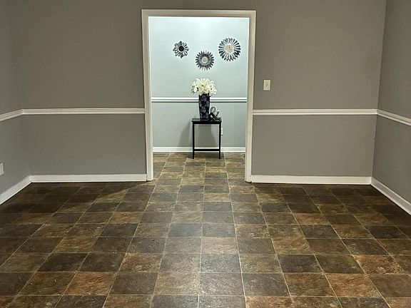 3rd image of 228 Mikell St