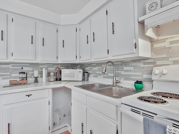 5th image of 4781 Aberdeen Rd