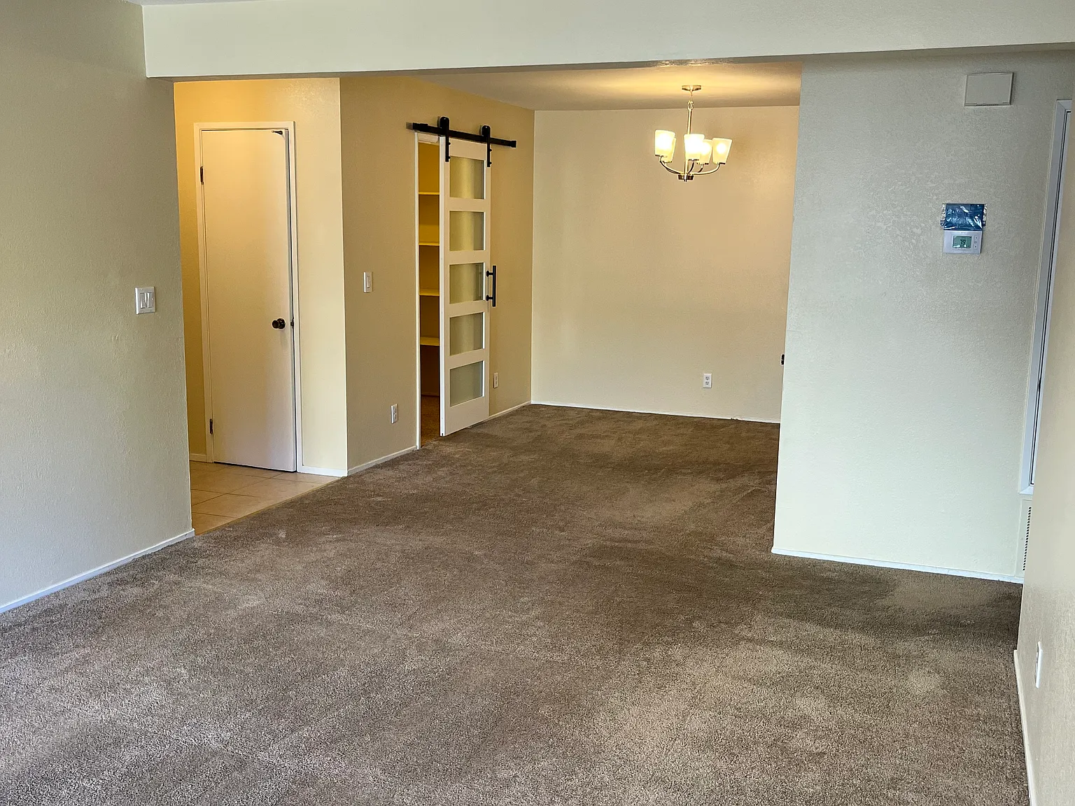 5015 Valley Crest Dr — Photo 2